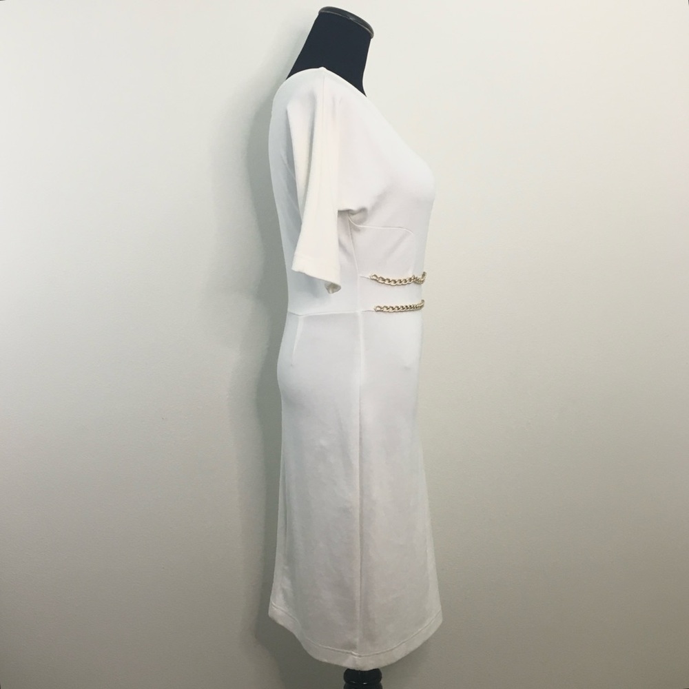 Venus | Elegant White Dress with Front Gold Chain Detail - Picture 4 of 10